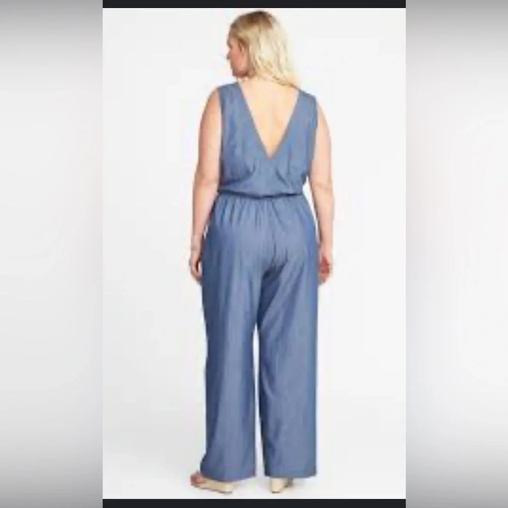 Old Navy Utility Jumpsuit size Medium - Picture 9 of 9